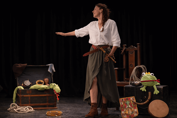 Conte médiéval participatif pour enfants sur scène