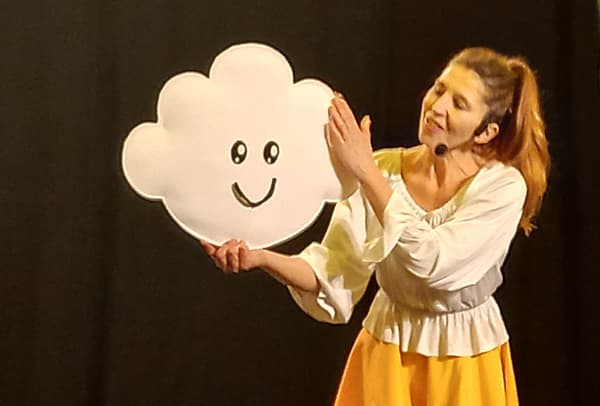 Nimbus le nuage, les émotions et l'empathie -