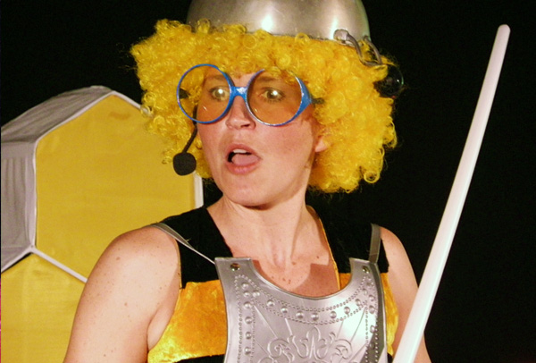Mielline l’abeille en scène – Spectacle participatif pour écoles