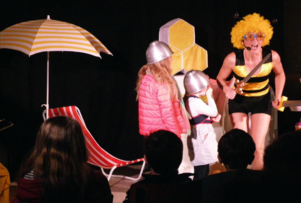 Mielline l’abeille en scène – Spectacle musical pour collectivités