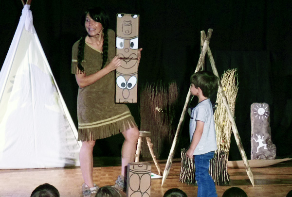 Palita l'indienne en scène – Spectacle musical pour crèche